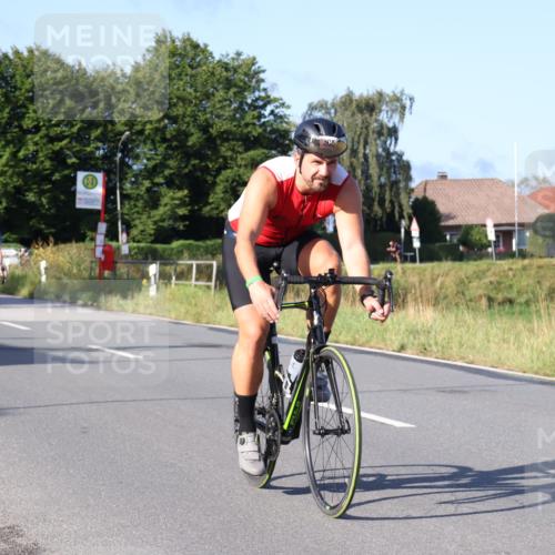 25.08.2024 - Elbe Triathlon Hamburg Fuchs,  Jonas http://msf.ph/oto/6850880 25.08.2024 09:14:15 Radfahren 163, 385, 271, 305, 175 meine-sportfotos.de