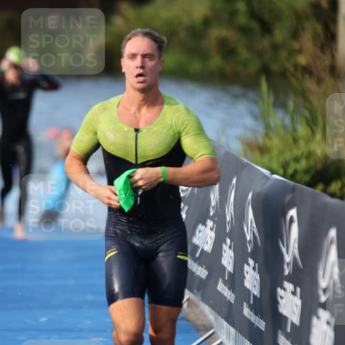 25.08.2024 - Elbe Triathlon Hamburg H.Heesch http://msf.ph/oto/6850944 25.08.2024 08:58:54 Schwimmen 203, 208, 211, 237, 241, 266, 283, 294, 313 meine-sportfotos.de