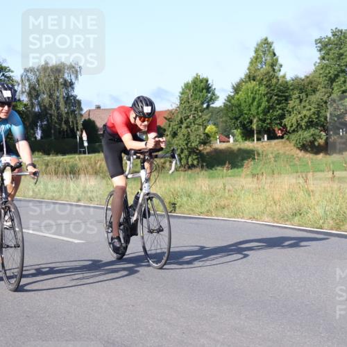 25.08.2024 - Elbe Triathlon Hamburg Fuchs,  Jonas http://msf.ph/oto/6851127 25.08.2024 09:14:32 Radfahren 90, 136, 403, 250 meine-sportfotos.de