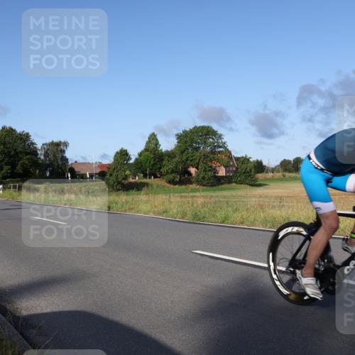 25.08.2024 - Elbe Triathlon Hamburg Fuchs,  Jonas http://msf.ph/oto/6851170 25.08.2024 09:14:34 Radfahren 90, 136, 403, 250 meine-sportfotos.de