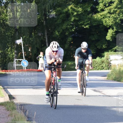 25.08.2024 - Elbe Triathlon Hamburg Fuchs,  Jonas http://msf.ph/oto/6851214 25.08.2024 09:14:40 Radfahren 250, 147, 219 meine-sportfotos.de
