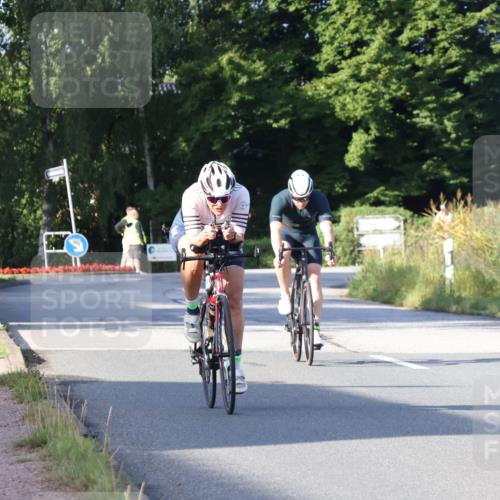 25.08.2024 - Elbe Triathlon Hamburg Fuchs,  Jonas http://msf.ph/oto/6851227 25.08.2024 09:14:41 Radfahren 250, 147, 219 meine-sportfotos.de