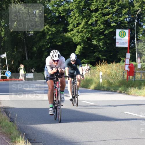 25.08.2024 - Elbe Triathlon Hamburg Fuchs,  Jonas http://msf.ph/oto/6851237 25.08.2024 09:14:41 Radfahren 250, 147, 219 meine-sportfotos.de