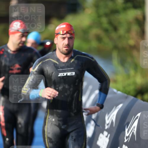 25.08.2024 - Elbe Triathlon Hamburg H.Heesch http://msf.ph/oto/6851257 25.08.2024 08:59:15 Schwimmen 202, 203, 204, 237, 261, 275, 278, 285, 298, 310, 316, 322 meine-sportfotos.de