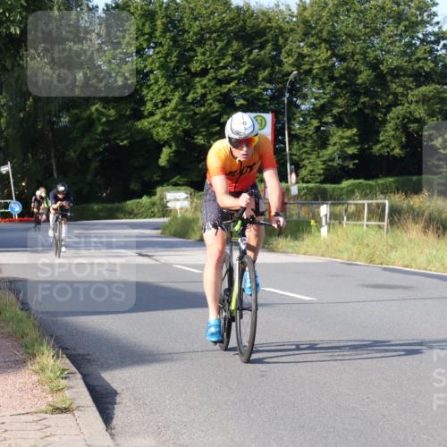 25.08.2024 - Elbe Triathlon Hamburg Fuchs,  Jonas http://msf.ph/oto/6851722 25.08.2024 09:15:18 Radfahren 442, 111 meine-sportfotos.de