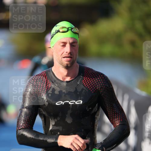 25.08.2024 - Elbe Triathlon Hamburg H.Heesch http://msf.ph/oto/6851743 25.08.2024 08:59:38 Schwimmen 202, 204, 209, 222, 261, 274, 278, 311, 322 meine-sportfotos.de