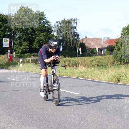 25.08.2024 - Elbe Triathlon Hamburg Fuchs,  Jonas http://msf.ph/oto/6851788 25.08.2024 09:15:21 Radfahren 442, 111, 146 meine-sportfotos.de