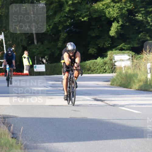 25.08.2024 - Elbe Triathlon Hamburg Fuchs,  Jonas http://msf.ph/oto/6851911 25.08.2024 09:15:28 Radfahren 146, 264, 312, 302 meine-sportfotos.de