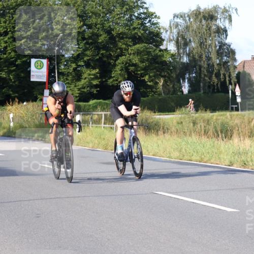 25.08.2024 - Elbe Triathlon Hamburg Fuchs,  Jonas http://msf.ph/oto/6851944 25.08.2024 09:15:29 Radfahren 146, 264, 312, 302 meine-sportfotos.de