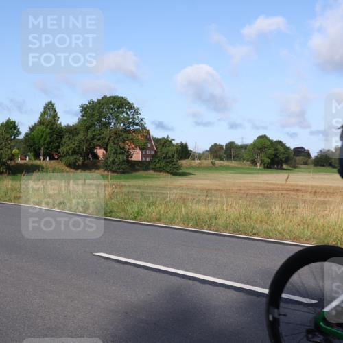 25.08.2024 - Elbe Triathlon Hamburg Fuchs,  Jonas http://msf.ph/oto/6852043 25.08.2024 09:15:34 Radfahren 264, 312, 302, 70, 88 meine-sportfotos.de