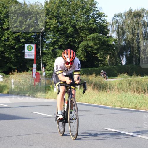 25.08.2024 - Elbe Triathlon Hamburg Fuchs,  Jonas http://msf.ph/oto/6852081 25.08.2024 09:15:36 Radfahren 264, 312, 302, 70, 88, 126 meine-sportfotos.de