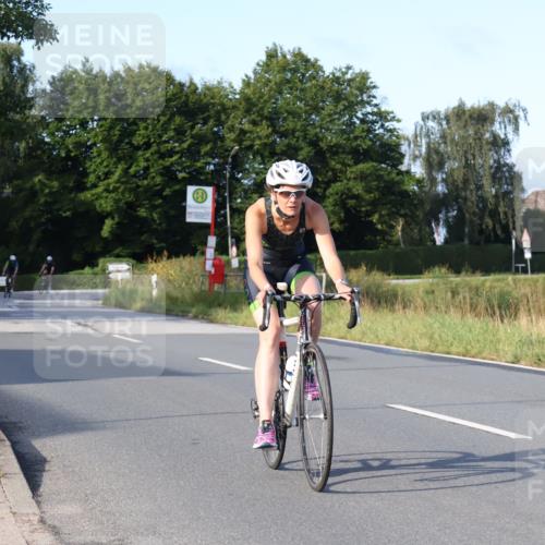 25.08.2024 - Elbe Triathlon Hamburg Fuchs,  Jonas http://msf.ph/oto/6852204 25.08.2024 09:15:43 Radfahren 88, 126, 66, 44, 223, 231 meine-sportfotos.de