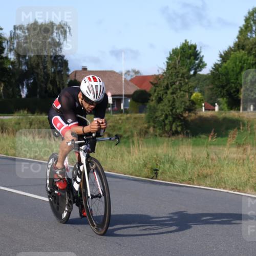 25.08.2024 - Elbe Triathlon Hamburg Fuchs,  Jonas http://msf.ph/oto/6852249 25.08.2024 09:15:46 Radfahren 126, 66, 44, 223, 231 meine-sportfotos.de
