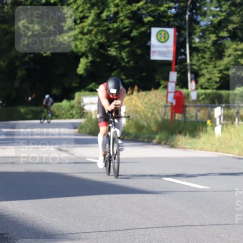 25.08.2024 - Elbe Triathlon Hamburg Fuchs,  Jonas http://msf.ph/oto/6852856 25.08.2024 09:16:19 Radfahren 177, 78, 181, 67, 330, 101 meine-sportfotos.de