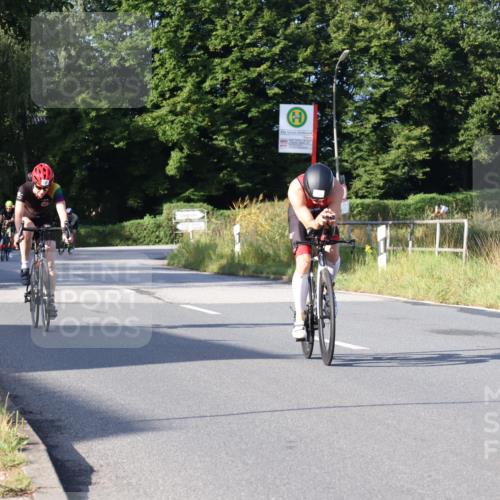 25.08.2024 - Elbe Triathlon Hamburg Fuchs,  Jonas http://msf.ph/oto/6852874 25.08.2024 09:16:19 Radfahren 177, 78, 181, 67, 330, 101 meine-sportfotos.de