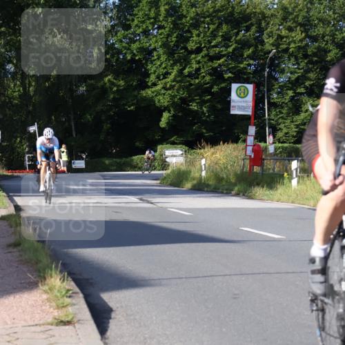 25.08.2024 - Elbe Triathlon Hamburg Fuchs,  Jonas http://msf.ph/oto/6852930 25.08.2024 09:16:21 Radfahren 177, 78, 181, 67, 330, 101 meine-sportfotos.de
