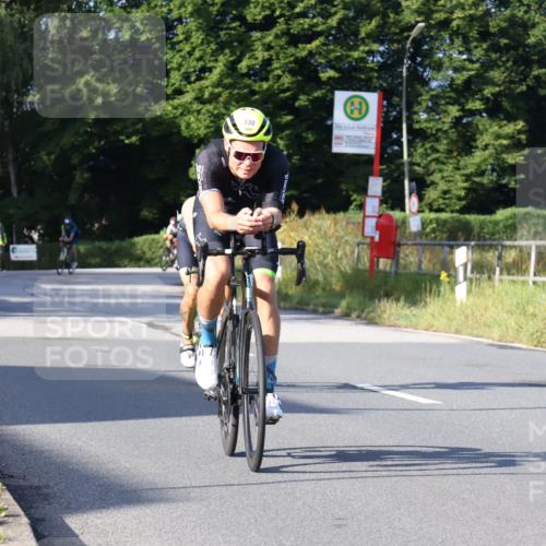 25.08.2024 - Elbe Triathlon Hamburg Fuchs,  Jonas http://msf.ph/oto/6852971 25.08.2024 09:16:25 Radfahren 78, 181, 67, 330, 101, 72 meine-sportfotos.de