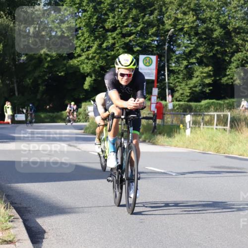 25.08.2024 - Elbe Triathlon Hamburg Fuchs,  Jonas http://msf.ph/oto/6852984 25.08.2024 09:16:25 Radfahren 78, 181, 67, 330, 101, 72 meine-sportfotos.de
