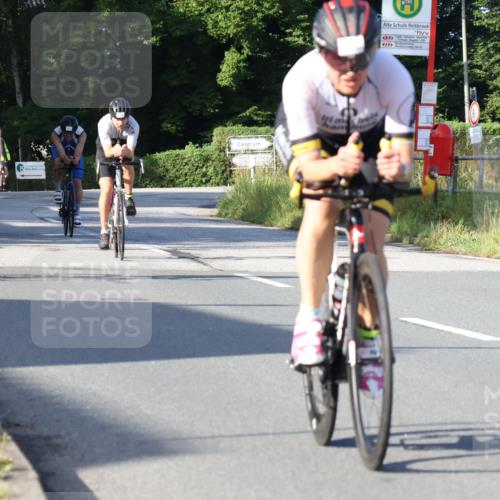 25.08.2024 - Elbe Triathlon Hamburg Fuchs,  Jonas http://msf.ph/oto/6853177 25.08.2024 09:16:33 Radfahren 72, 127, 118, 254, 123, 173, 314 meine-sportfotos.de