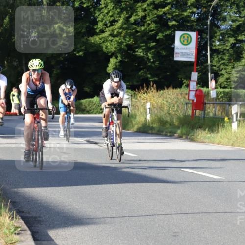 25.08.2024 - Elbe Triathlon Hamburg Fuchs,  Jonas http://msf.ph/oto/6853216 25.08.2024 09:16:34 Radfahren 72, 127, 118, 254, 123, 173, 314 meine-sportfotos.de
