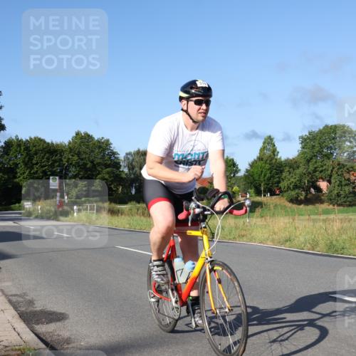 25.08.2024 - Elbe Triathlon Hamburg Fuchs,  Jonas http://msf.ph/oto/6853362 25.08.2024 09:16:38 Radfahren 127, 118, 254, 123, 173, 314 meine-sportfotos.de