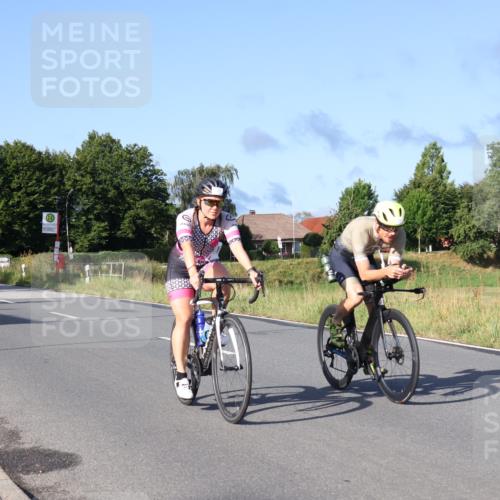 25.08.2024 - Elbe Triathlon Hamburg Fuchs,  Jonas http://msf.ph/oto/6853432 25.08.2024 09:16:56 Radfahren 106, 108, 277, 59 meine-sportfotos.de