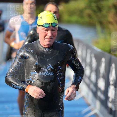 25.08.2024 - Elbe Triathlon Hamburg H.Heesch http://msf.ph/oto/6853599 25.08.2024 09:01:24 Schwimmen 175, 210, 215, 238, 270, 284, 293, 309, 318 meine-sportfotos.de