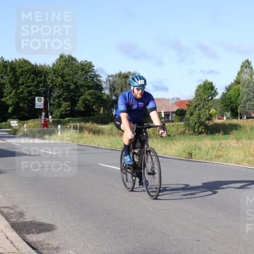 25.08.2024 - Elbe Triathlon Hamburg Fuchs,  Jonas http://msf.ph/oto/6853711 25.08.2024 09:17:32 Radfahren 321, 256, 257 meine-sportfotos.de