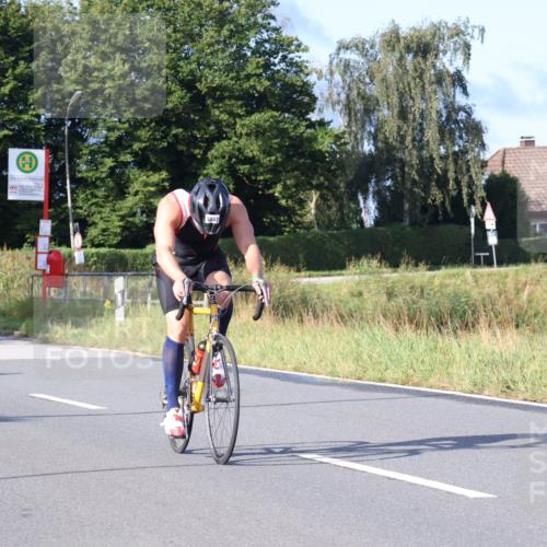 25.08.2024 - Elbe Triathlon Hamburg Fuchs,  Jonas http://msf.ph/oto/6853862 25.08.2024 09:17:42 Radfahren 1851, 289, 323 meine-sportfotos.de