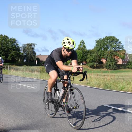 25.08.2024 - Elbe Triathlon Hamburg Fuchs,  Jonas http://msf.ph/oto/6854699 25.08.2024 09:17:44 Radfahren 1851, 289, 323, 265 meine-sportfotos.de