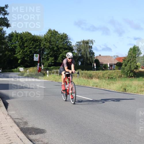 25.08.2024 - Elbe Triathlon Hamburg Fuchs,  Jonas http://msf.ph/oto/6854772 25.08.2024 09:17:50 Radfahren 289, 323, 265, 71 meine-sportfotos.de