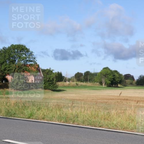 25.08.2024 - Elbe Triathlon Hamburg Fuchs,  Jonas http://msf.ph/oto/6854876 25.08.2024 09:17:56 Radfahren 71, 229, 187 meine-sportfotos.de