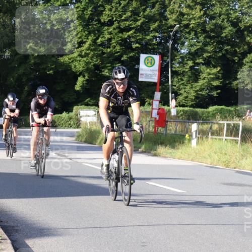 25.08.2024 - Elbe Triathlon Hamburg Fuchs,  Jonas http://msf.ph/oto/6855085 25.08.2024 09:18:11 Radfahren 391, 326, 107, 339, 234 meine-sportfotos.de