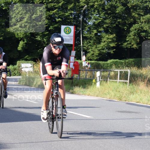 25.08.2024 - Elbe Triathlon Hamburg Fuchs,  Jonas http://msf.ph/oto/6855109 25.08.2024 09:18:12 Radfahren 391, 326, 107, 339, 234 meine-sportfotos.de