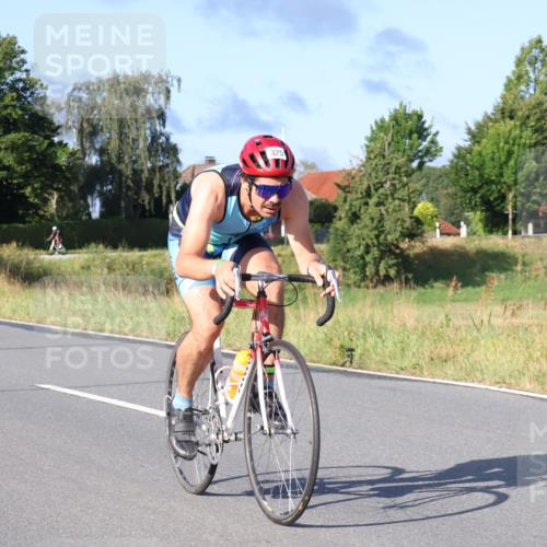 25.08.2024 - Elbe Triathlon Hamburg Fuchs,  Jonas http://msf.ph/oto/6855248 25.08.2024 09:18:22 Radfahren 325 meine-sportfotos.de