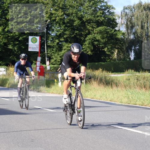 25.08.2024 - Elbe Triathlon Hamburg Fuchs,  Jonas http://msf.ph/oto/6855605 25.08.2024 09:18:56 Radfahren 164, 345, 200, 156, 155 meine-sportfotos.de