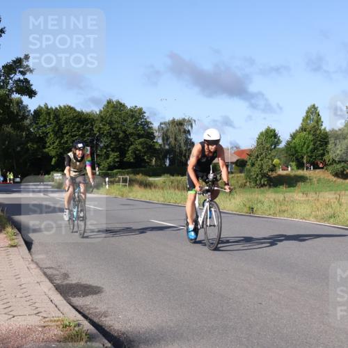 25.08.2024 - Elbe Triathlon Hamburg Fuchs,  Jonas http://msf.ph/oto/6855694 25.08.2024 09:18:58 Radfahren 164, 345, 200, 156, 155 meine-sportfotos.de