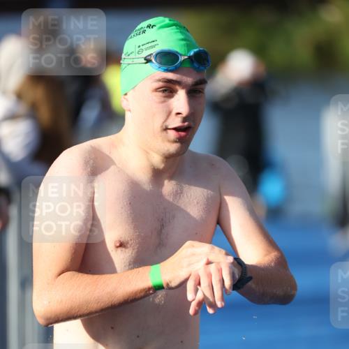 25.08.2024 - Elbe Triathlon Hamburg H.Heesch http://msf.ph/oto/6855780 25.08.2024 09:04:00 Schwimmen 206, 249, 251, 255, 271, 317 meine-sportfotos.de