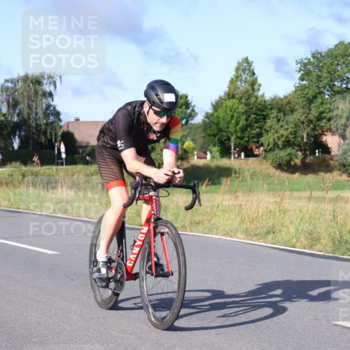 25.08.2024 - Elbe Triathlon Hamburg Fuchs,  Jonas http://msf.ph/oto/6855798 25.08.2024 09:19:07 Radfahren 53, 139, 176 meine-sportfotos.de