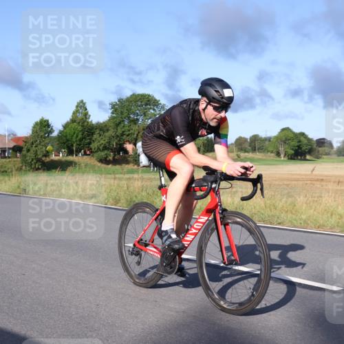 25.08.2024 - Elbe Triathlon Hamburg Fuchs,  Jonas http://msf.ph/oto/6855809 25.08.2024 09:19:07 Radfahren 53, 139, 176 meine-sportfotos.de