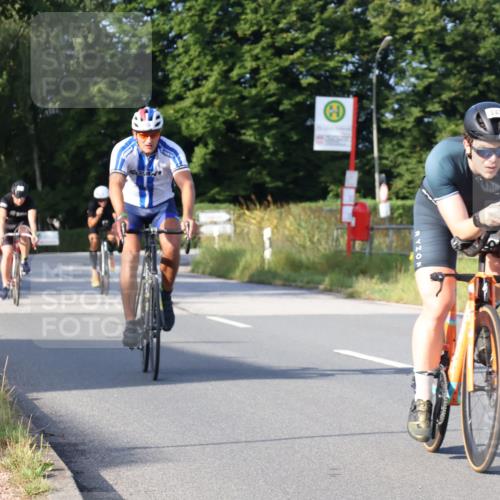 25.08.2024 - Elbe Triathlon Hamburg Fuchs,  Jonas http://msf.ph/oto/6855966 25.08.2024 09:19:17 Radfahren 176, 243, 268, 396, 269, 319 meine-sportfotos.de