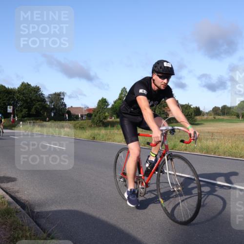 25.08.2024 - Elbe Triathlon Hamburg Fuchs,  Jonas http://msf.ph/oto/6856055 25.08.2024 09:19:21 Radfahren 243, 268, 396, 269, 319, 40 meine-sportfotos.de