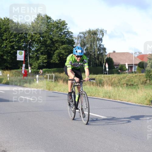 25.08.2024 - Elbe Triathlon Hamburg Fuchs,  Jonas http://msf.ph/oto/6856069 25.08.2024 09:19:22 Radfahren 243, 268, 396, 269, 319, 40 meine-sportfotos.de