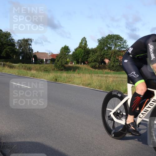 25.08.2024 - Elbe Triathlon Hamburg Fuchs,  Jonas http://msf.ph/oto/6856144 25.08.2024 09:19:27 Radfahren 319, 40 meine-sportfotos.de