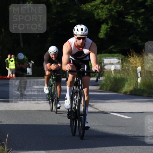 25.08.2024 - Elbe Triathlon Hamburg Fuchs,  Jonas http://msf.ph/oto/6856514 25.08.2024 09:20:05 Radfahren 232, 172, 336 meine-sportfotos.de