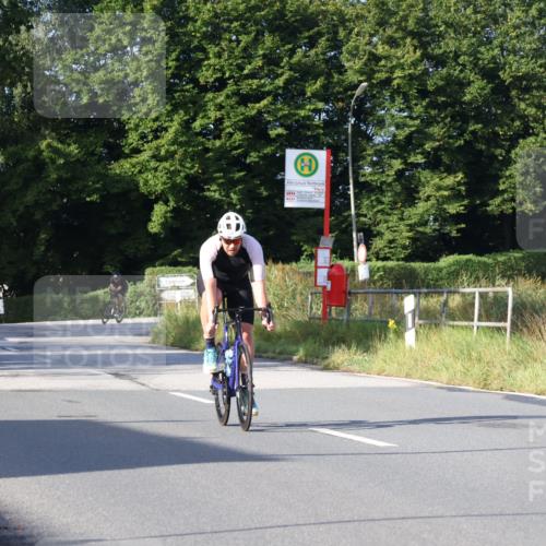 25.08.2024 - Elbe Triathlon Hamburg Fuchs,  Jonas http://msf.ph/oto/6856637 25.08.2024 09:20:14 Radfahren 263, 279, 322, 313 meine-sportfotos.de