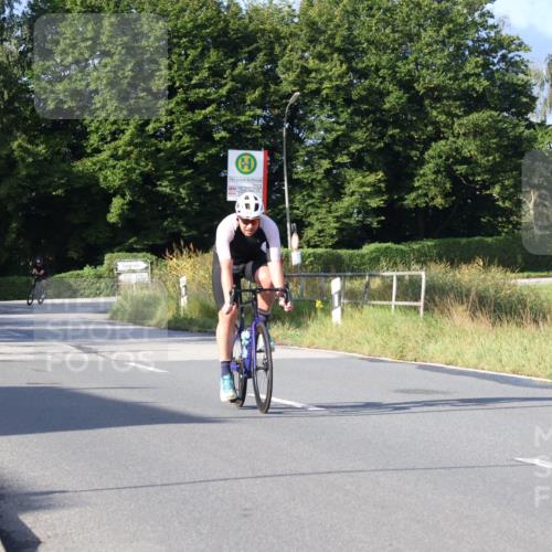 25.08.2024 - Elbe Triathlon Hamburg Fuchs,  Jonas http://msf.ph/oto/6856651 25.08.2024 09:20:14 Radfahren 263, 279, 322, 313 meine-sportfotos.de