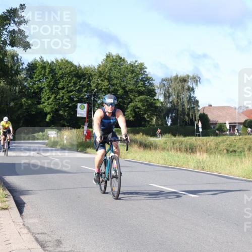 25.08.2024 - Elbe Triathlon Hamburg Fuchs,  Jonas http://msf.ph/oto/6856721 25.08.2024 09:20:17 Radfahren 263, 279, 322, 313 meine-sportfotos.de