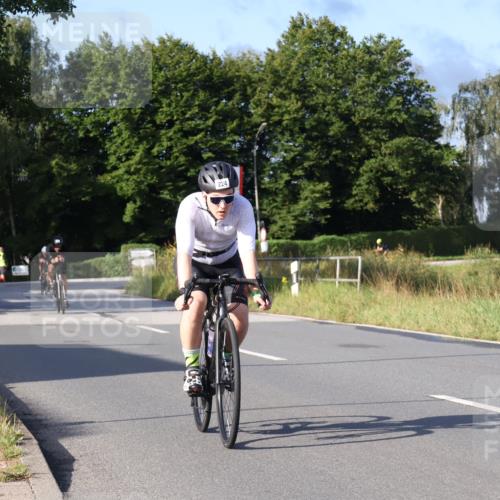 25.08.2024 - Elbe Triathlon Hamburg Fuchs,  Jonas http://msf.ph/oto/6856890 25.08.2024 09:20:32 Radfahren 109, 328, 274, 224, 316, 159 meine-sportfotos.de