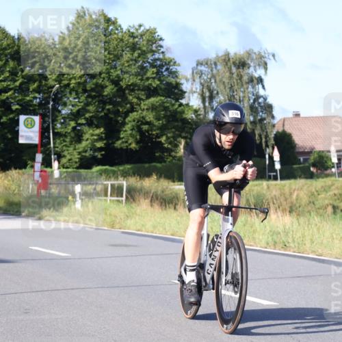 25.08.2024 - Elbe Triathlon Hamburg Fuchs,  Jonas http://msf.ph/oto/6856928 25.08.2024 09:20:35 Radfahren 328, 274, 224, 316, 159, 245, 80, 433 meine-sportfotos.de